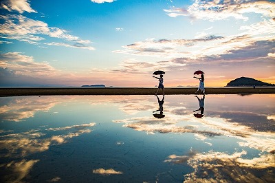 天空の鏡 父母ヶ浜海岸と四国水族館